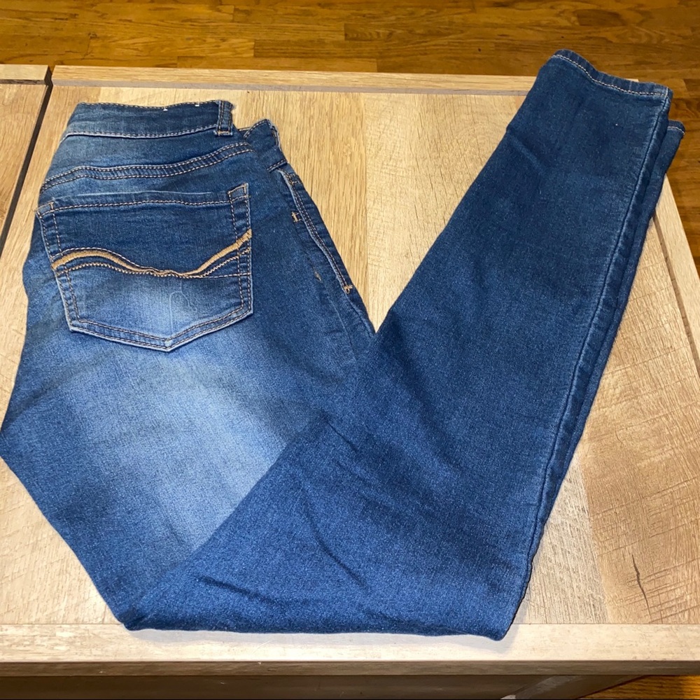 Jeans - Picture 4 of 4